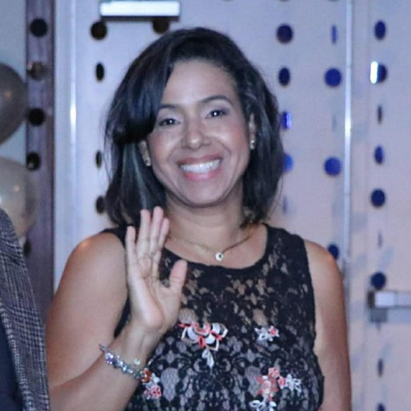 Welcome To My Posh Closet - Picture 1 of 5